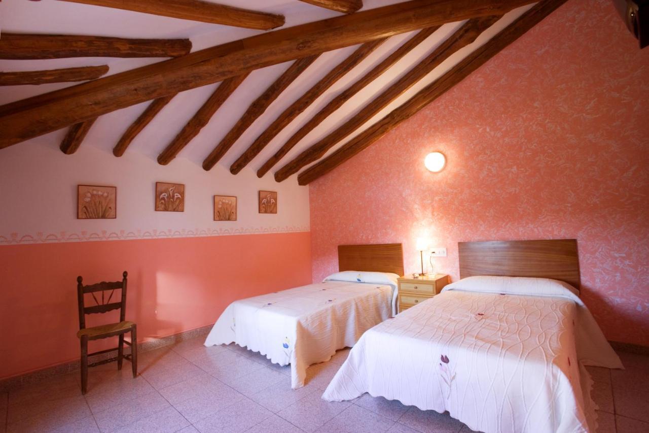Hostal Las Rumbas Nuévalos Exterior foto